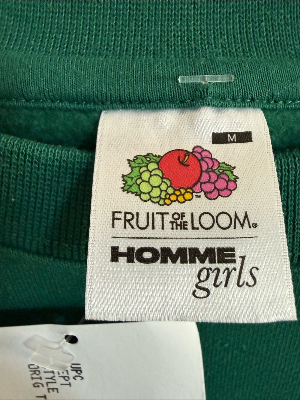 NWT HommeGirls x Fruit Of The Loom Sweatshirt Size Medium - Picture 2 of 8